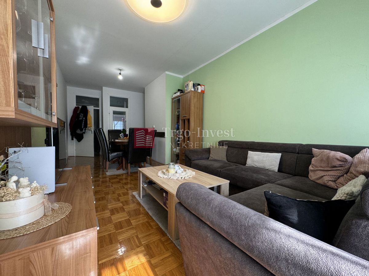 Appartamento Naselje Andrije Hebranga, Slavonski Brod, 75m2