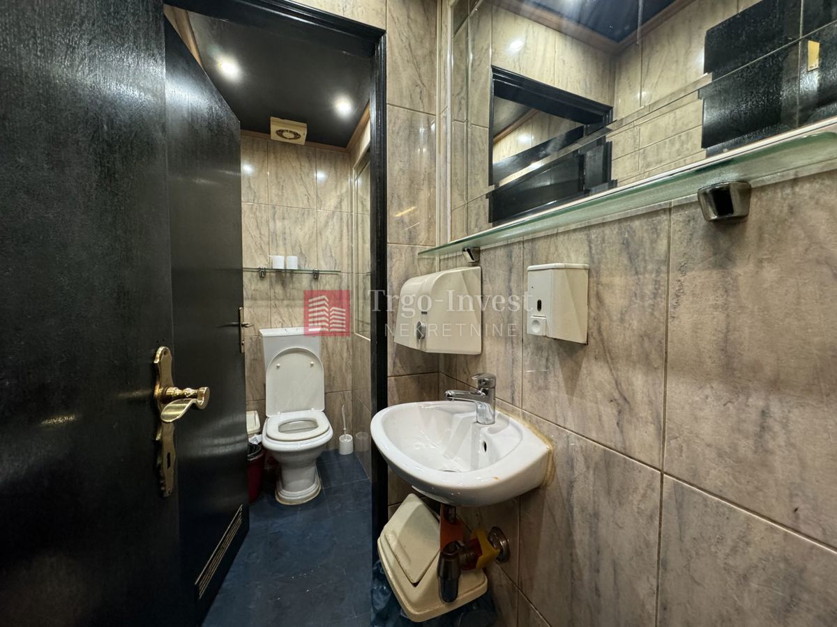 Commerciale Slavonija 1, Slavonski Brod, 81,44m2