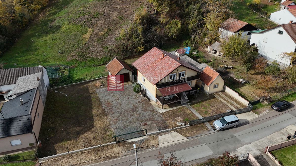 Casa Brodsko Vinogorje, Slavonski Brod, 220m2