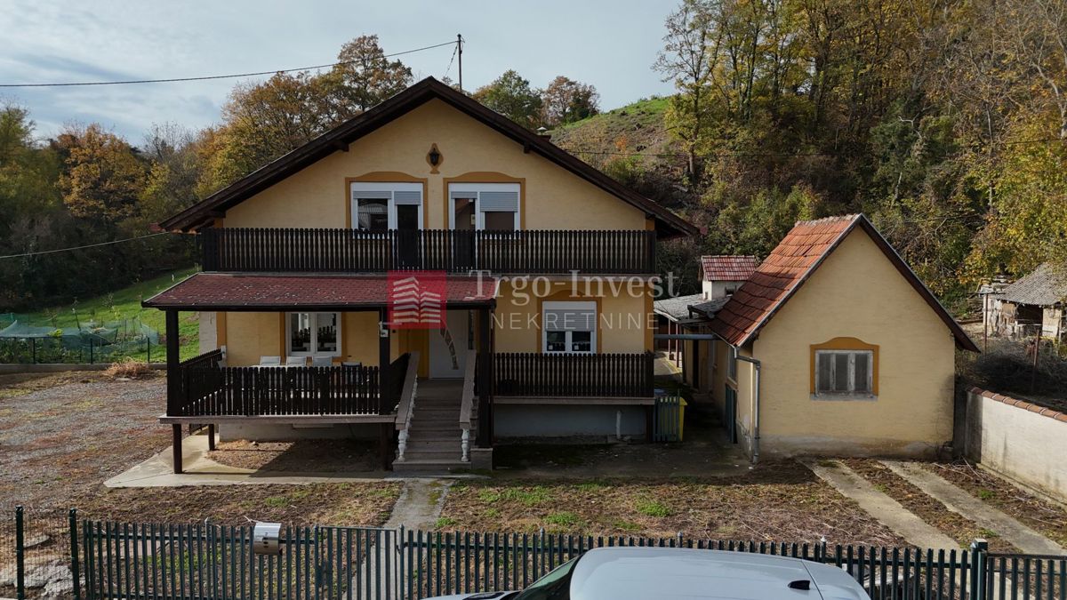 Casa Brodsko Vinogorje, Slavonski Brod, 220m2
