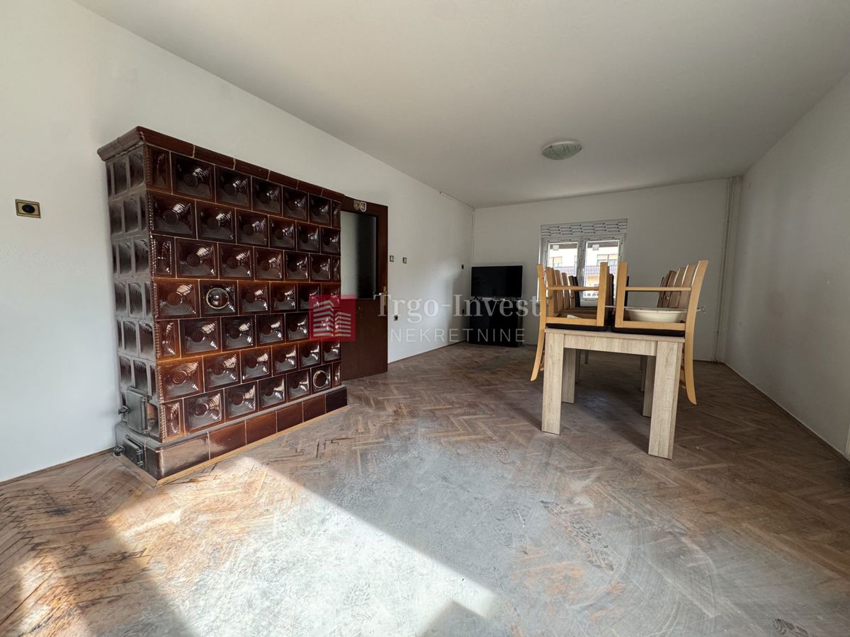 Casa Brodsko Vinogorje, Slavonski Brod, 220m2