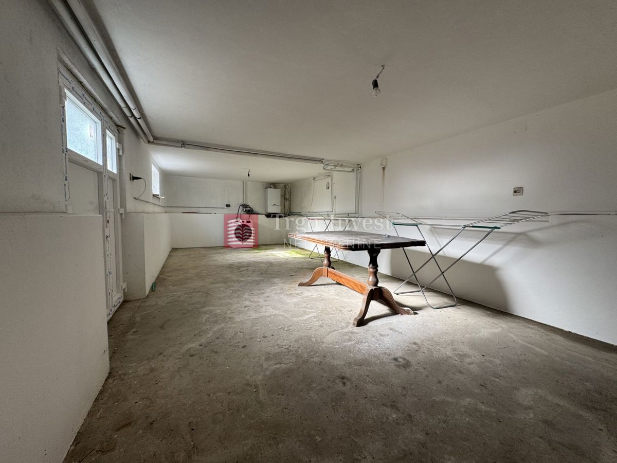 Casa Brodsko Vinogorje, Slavonski Brod, 220m2