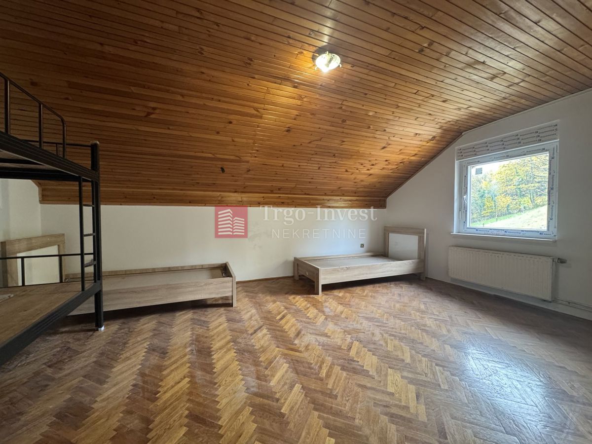 Casa Brodsko Vinogorje, Slavonski Brod, 220m2