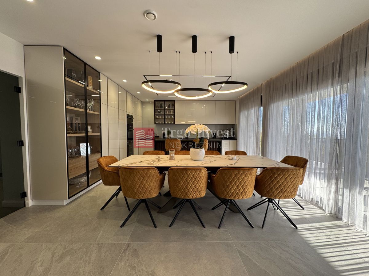 Casa Brodsko Vinogorje, Slavonski Brod, 125m2