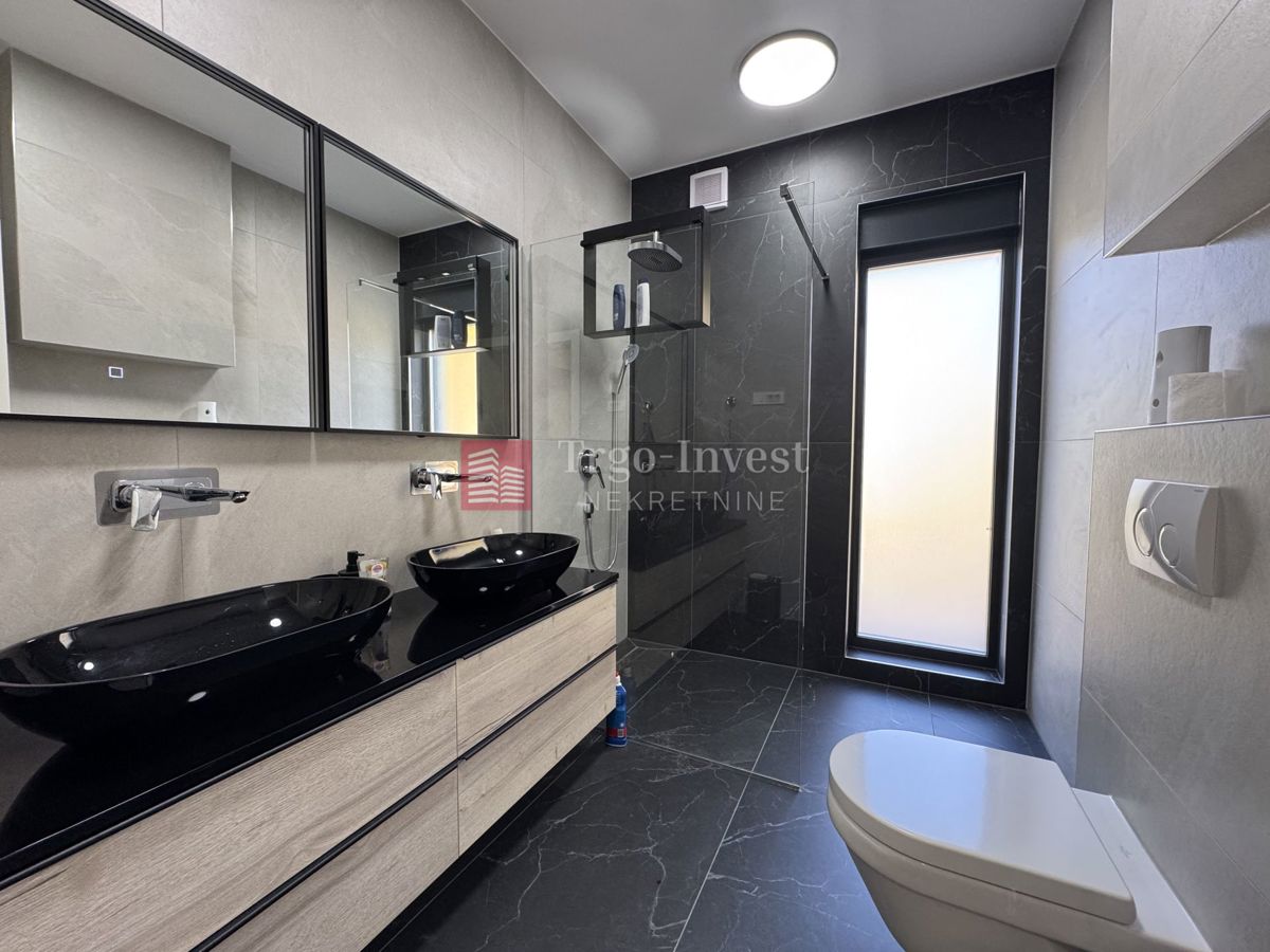 Casa Brodsko Vinogorje, Slavonski Brod, 125m2