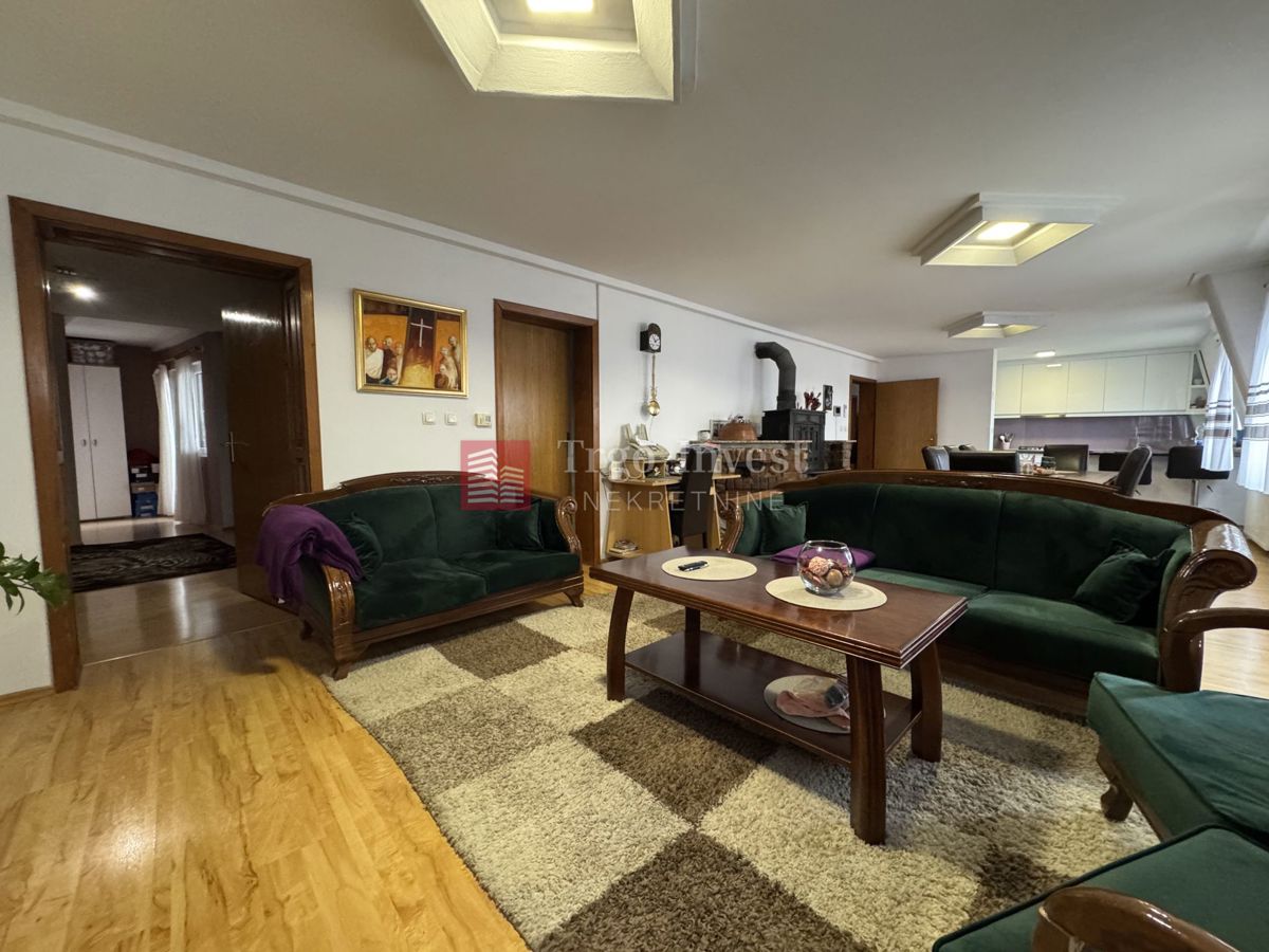 Appartamento Podvinje, Slavonski Brod, 147m2