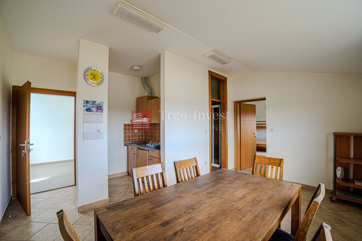 Commerciale Šestinac, Slavonski Brod, 357m2