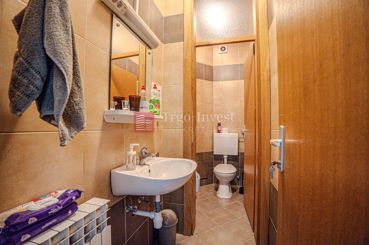 Commerciale Šestinac, Slavonski Brod, 357m2