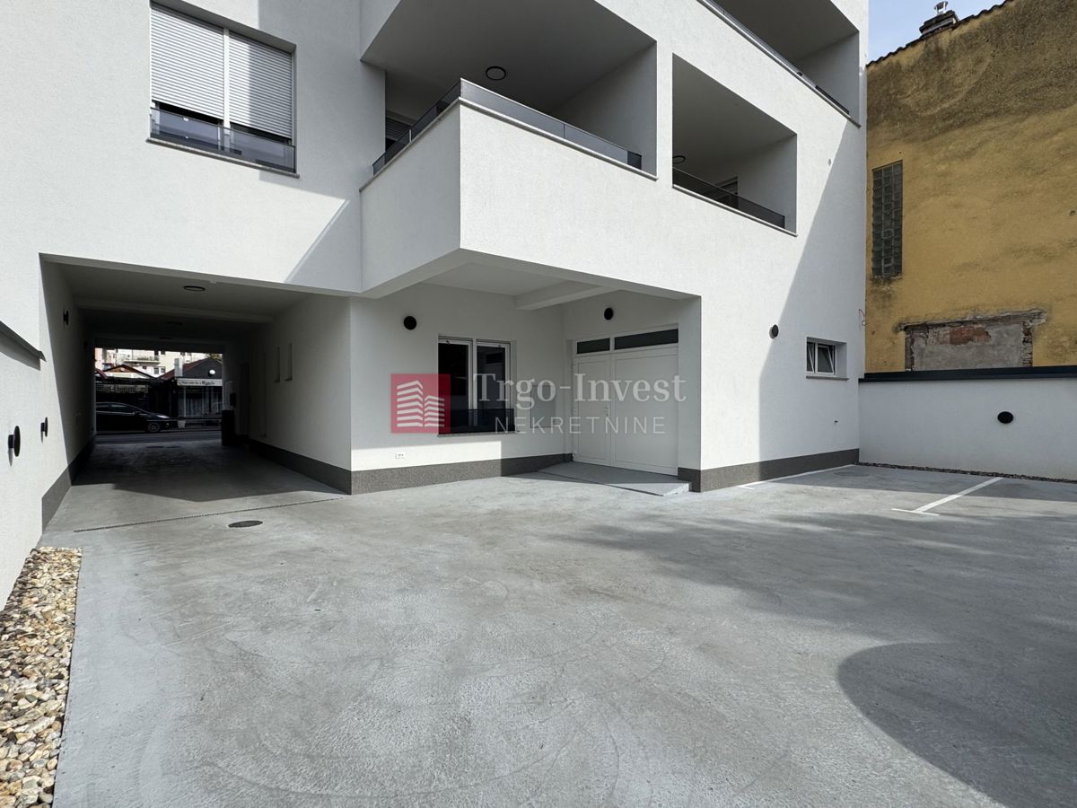 Commerciale Centar, Slavonski Brod, 128m2