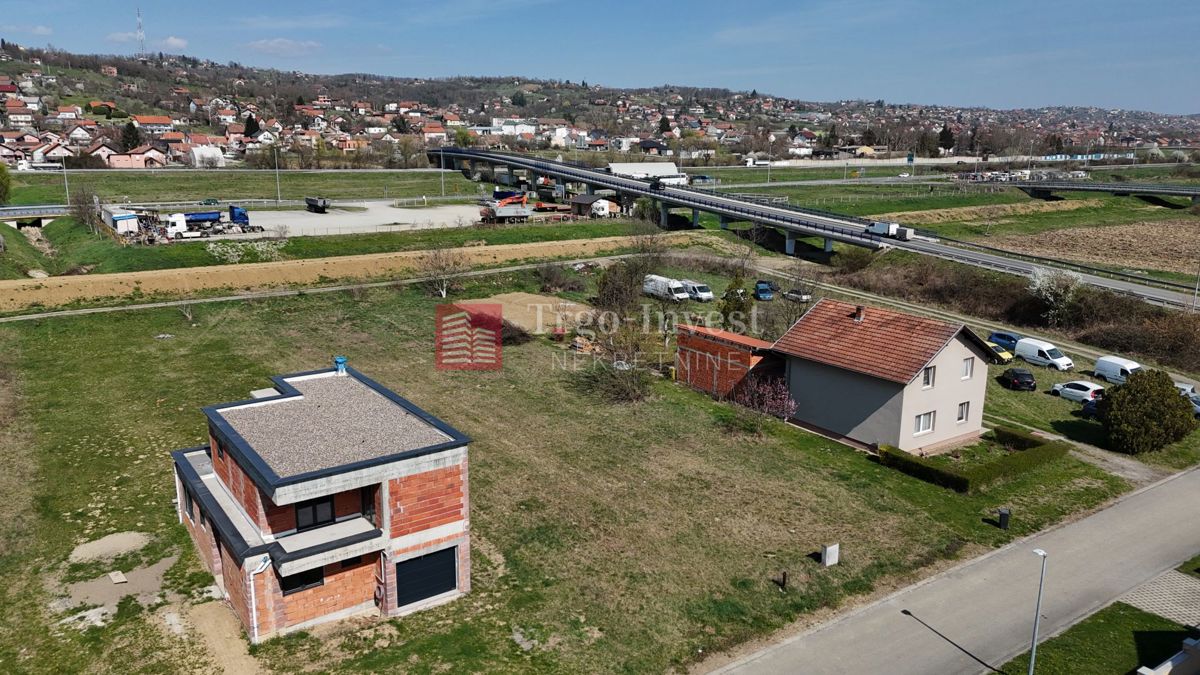 Terreno Kolonija, Slavonski Brod, 857m2