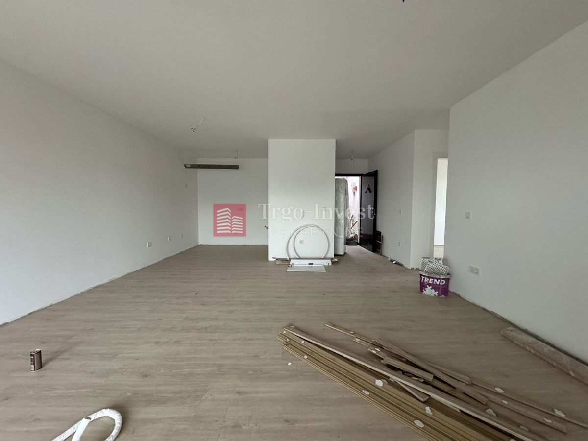 Appartamento Mikrorajon, Slavonski Brod, 70m2