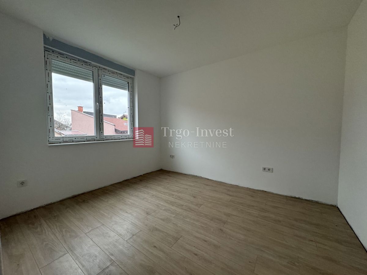 Appartamento Mikrorajon, Slavonski Brod, 70m2