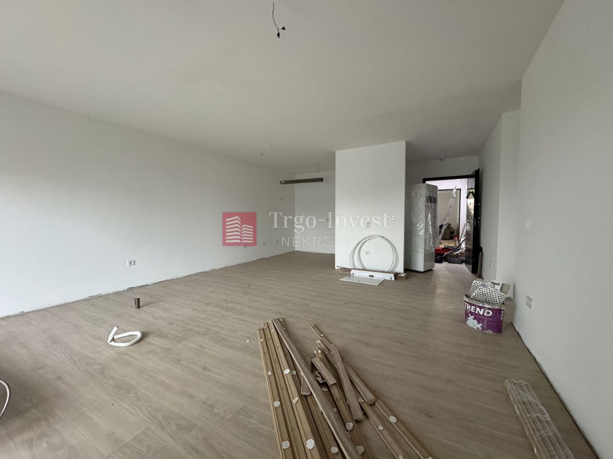 Appartamento Mikrorajon, Slavonski Brod, 70m2