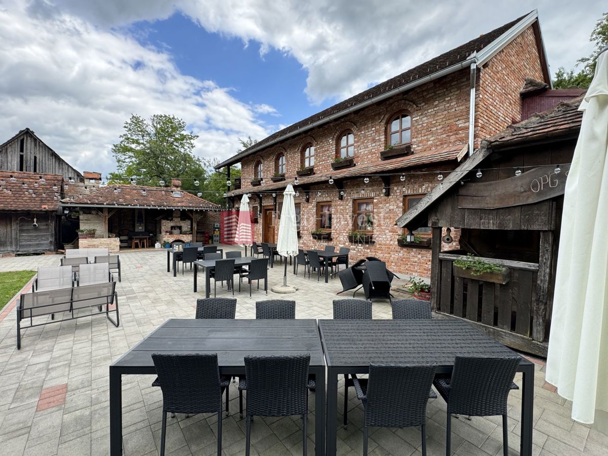 Commerciale Stara Kapela, Nova Kapela, 375m2