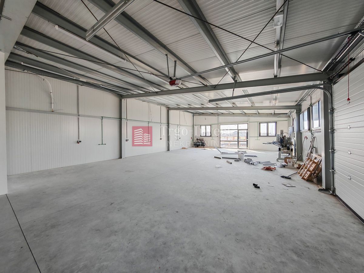 Commerciale Šestinac, Slavonski Brod, 244m2