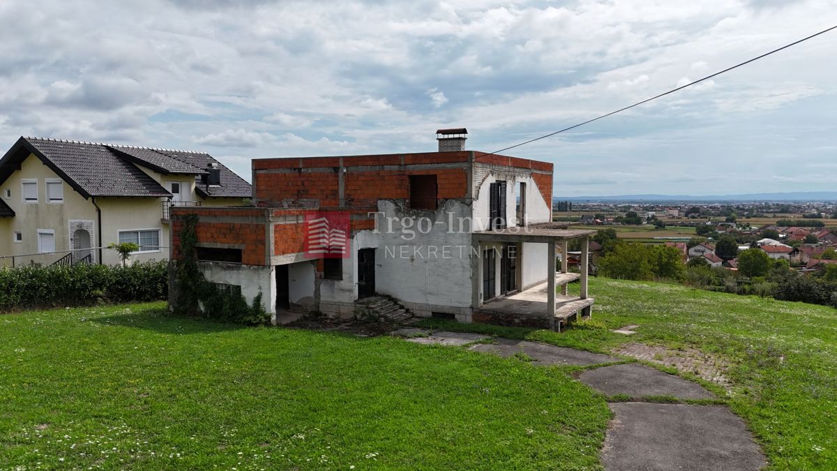 Casa Podvinje, Slavonski Brod, 409m2