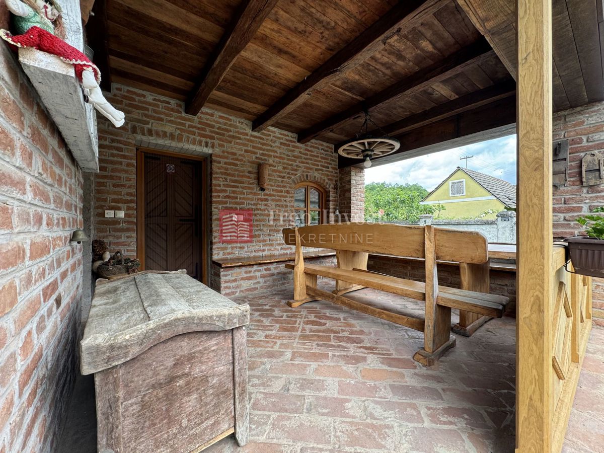 Casa Stara Kapela, Nova Kapela, 375m2