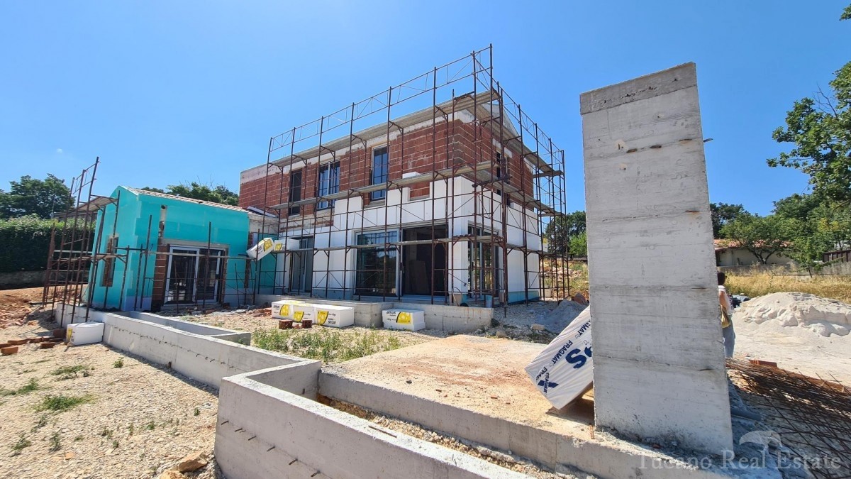 Villa con piscina e benessere in una posizione tranquilla