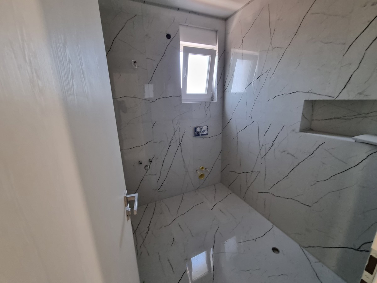 Bella casa bifamiliare con piscina nelle vicinanze di Buie