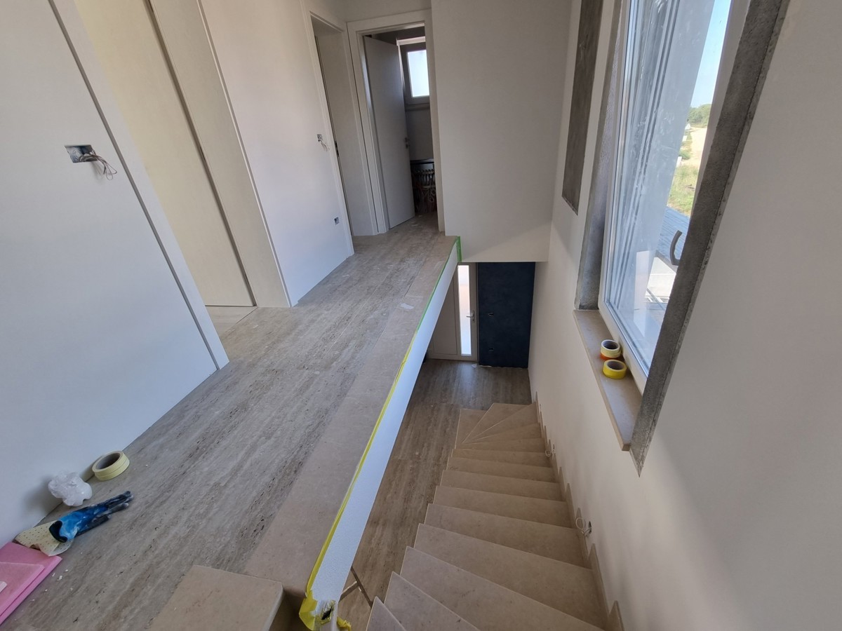 Bella casa bifamiliare con piscina nelle vicinanze di Buie