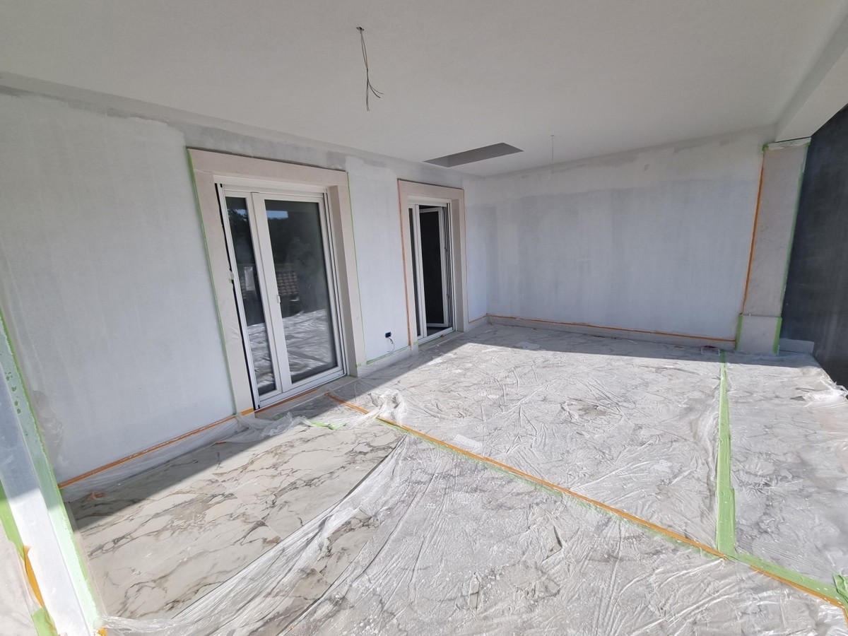 Bella casa bifamiliare con piscina nelle vicinanze di Buie