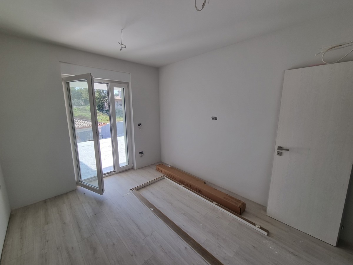 Bella casa bifamiliare con piscina nelle vicinanze di Buie