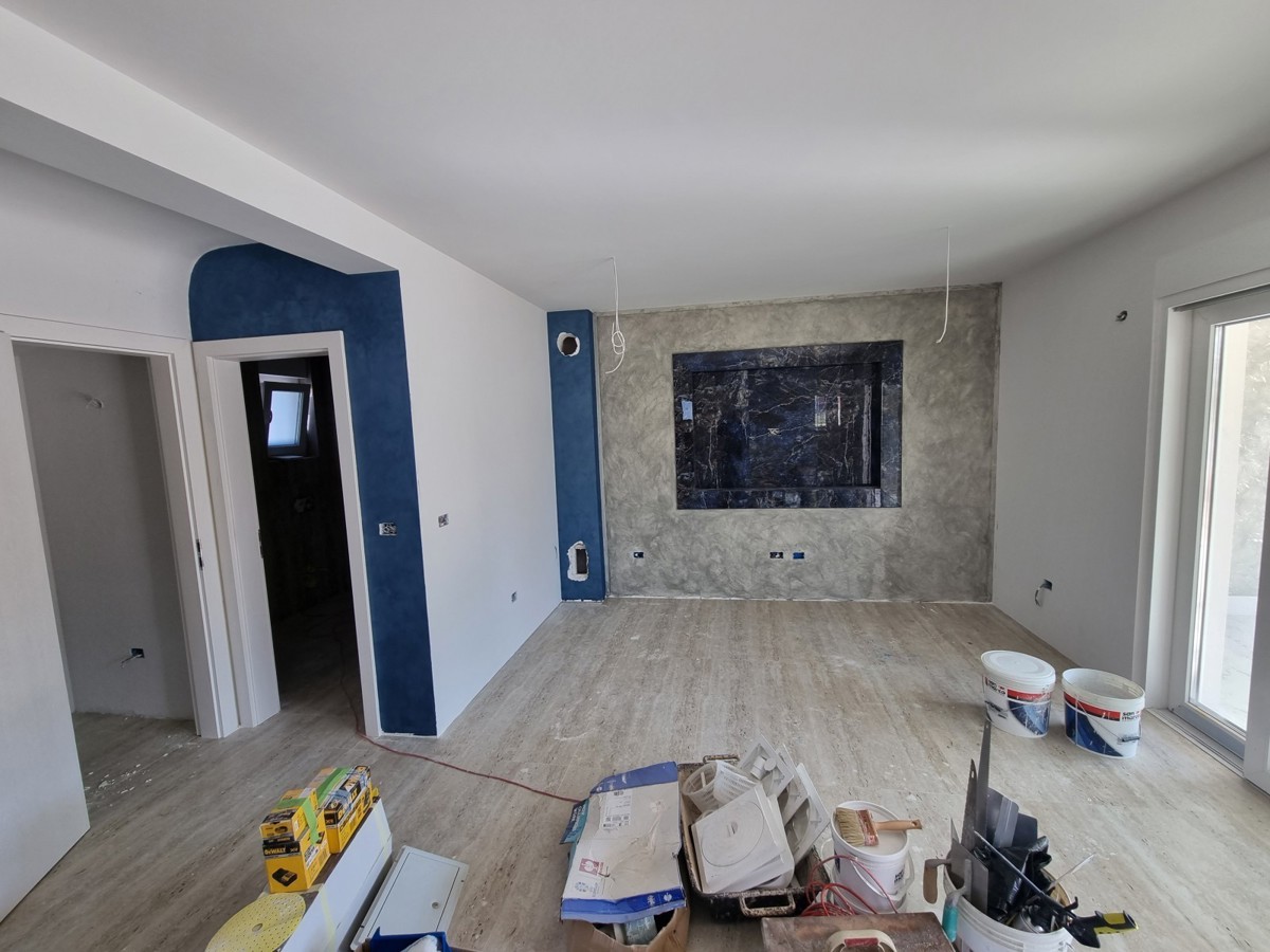 Bella casa bifamiliare con piscina nelle vicinanze di Buie