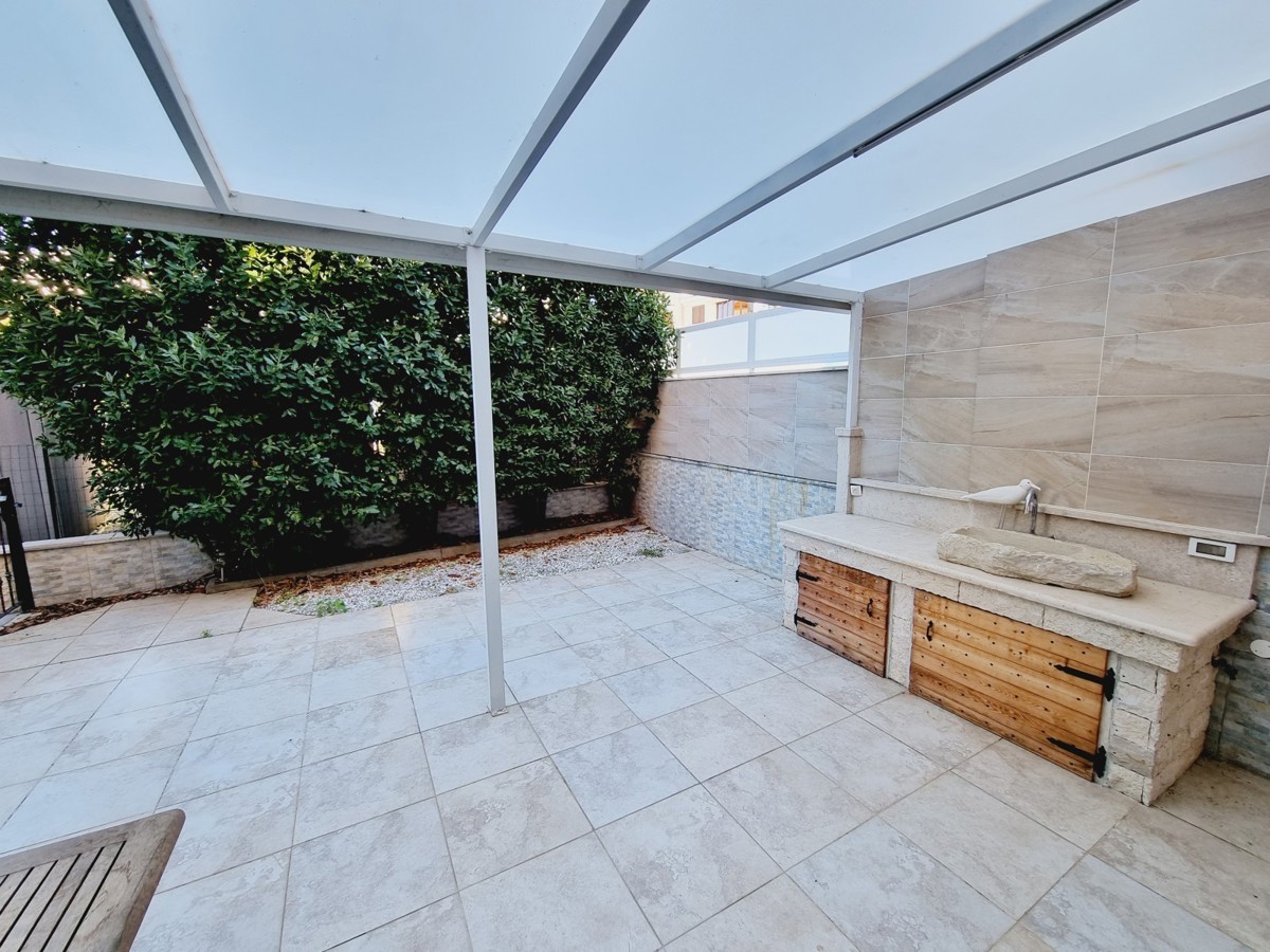 Bellissimo appartamento ristrutturato con giardino vicino al centro di Cittanova