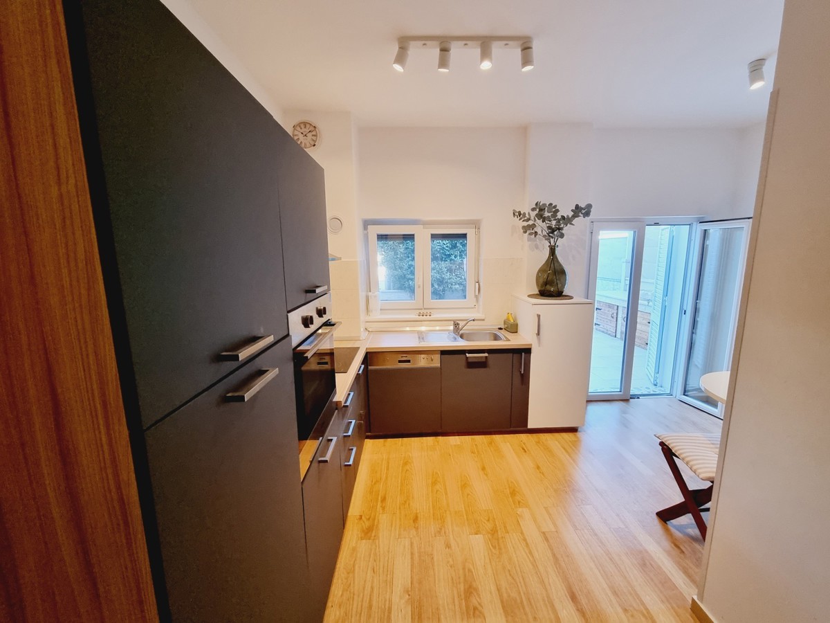 Bellissimo appartamento ristrutturato con giardino vicino al centro di Cittanova