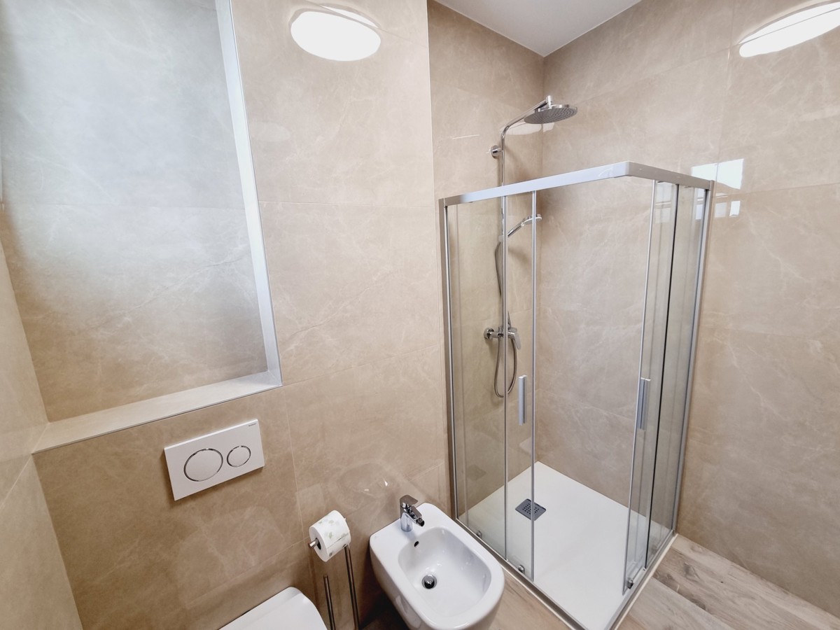 Appartamento con vista mare e vicino alla spiaggia vicino a Umago