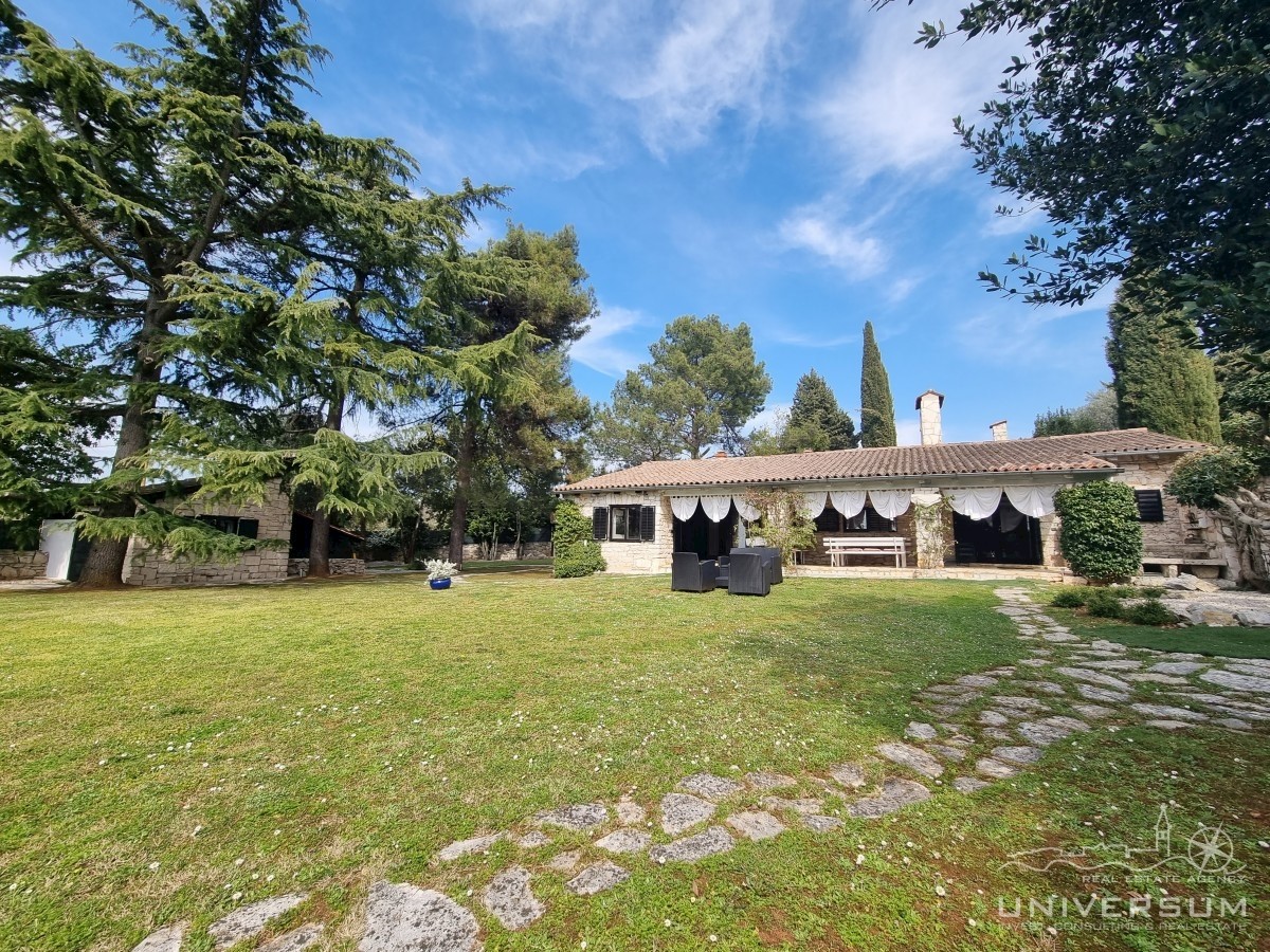 Villa in pietra con vista mare a Umag - Umago