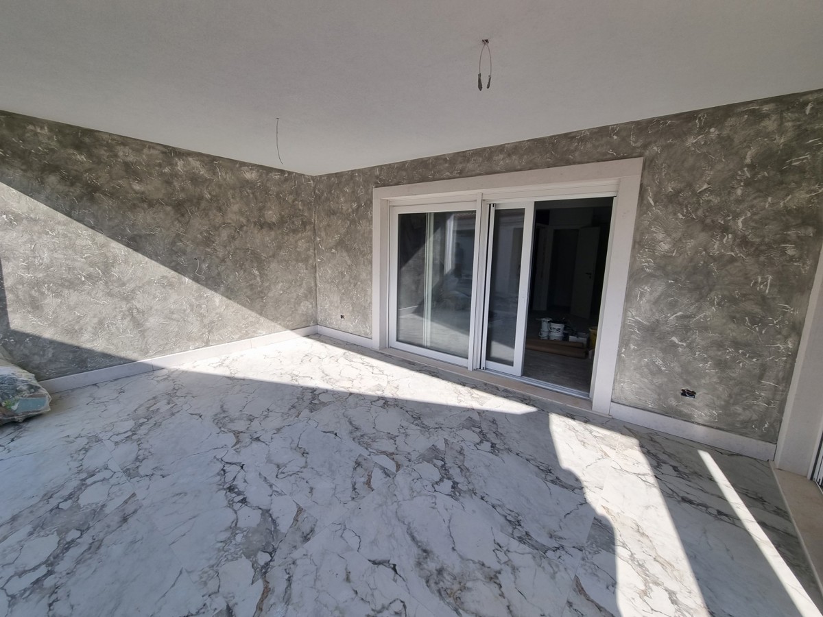 Residenza duplex con piscina vicino a Buje