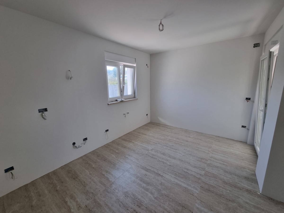 Residenza duplex con piscina vicino a Buje