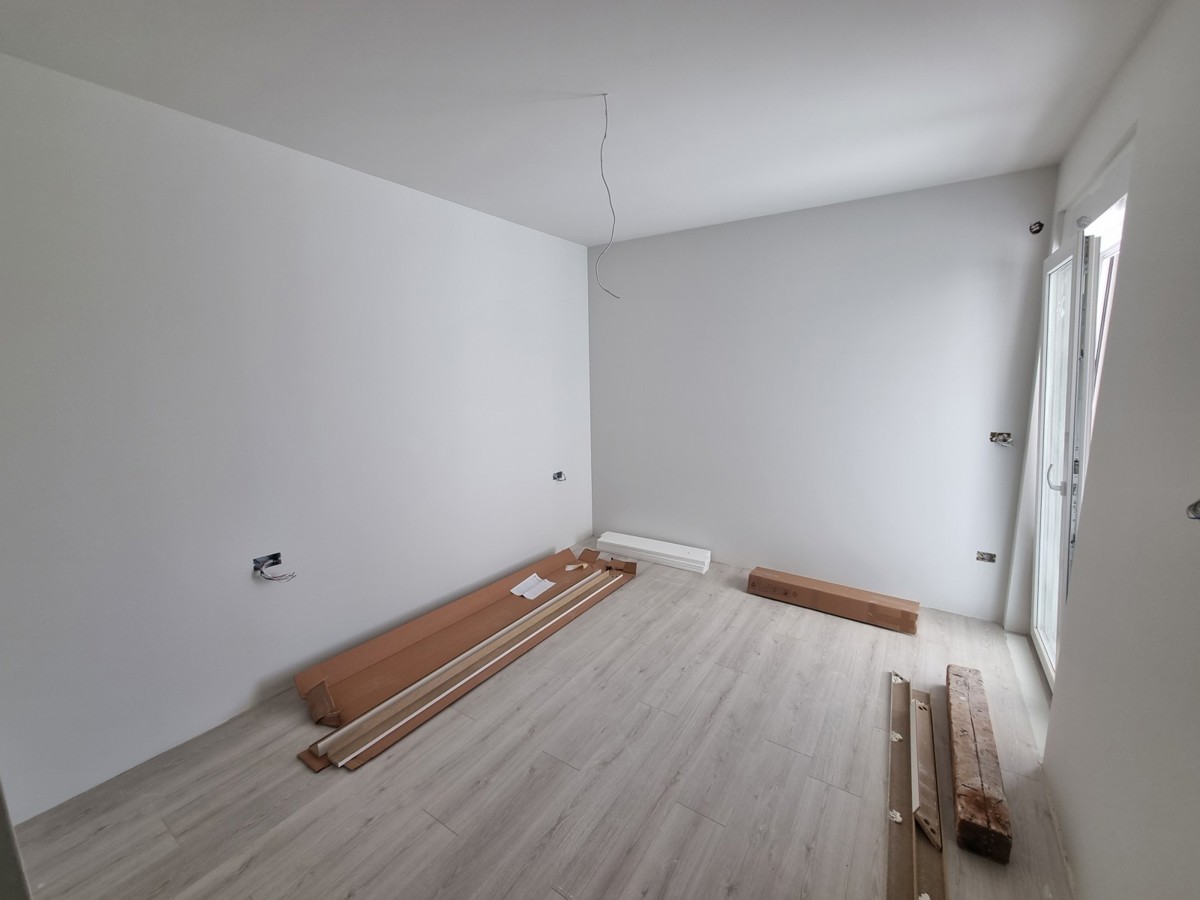 Residenza duplex con piscina vicino a Buje