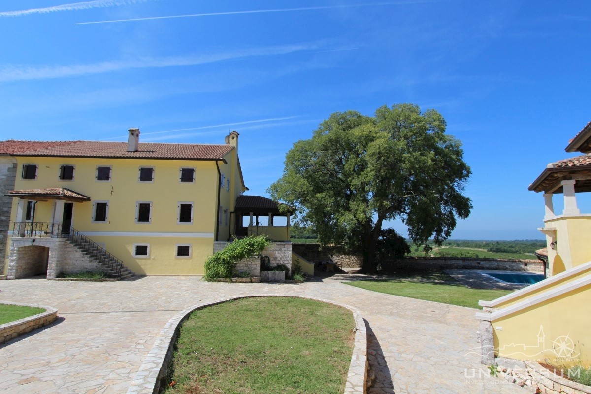 Villa in pietra con vista mare ai dintorni di Poreč - Parenzo