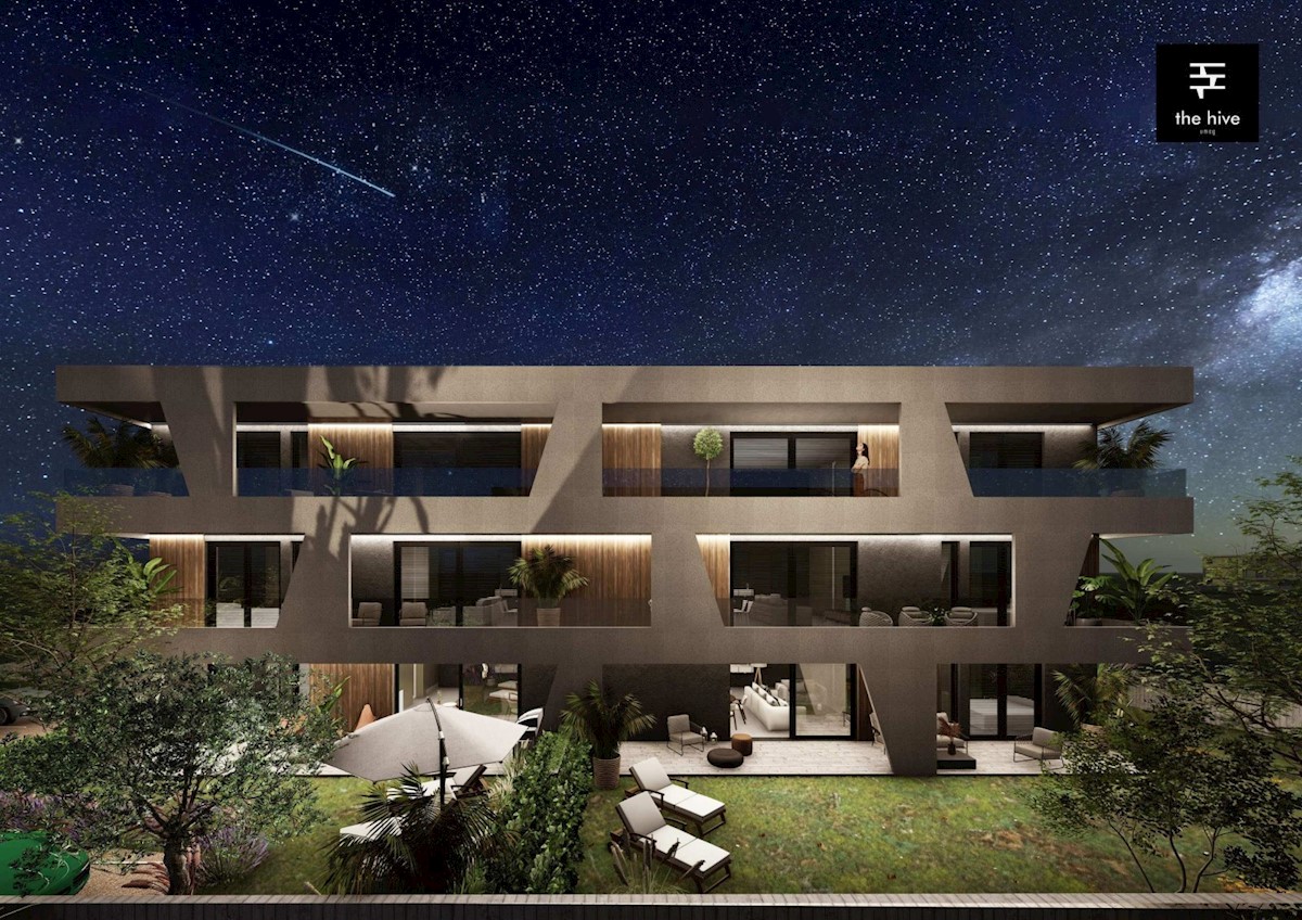 Appartamento al 2° piano con vista sul mare nelle vicinanze di Umago