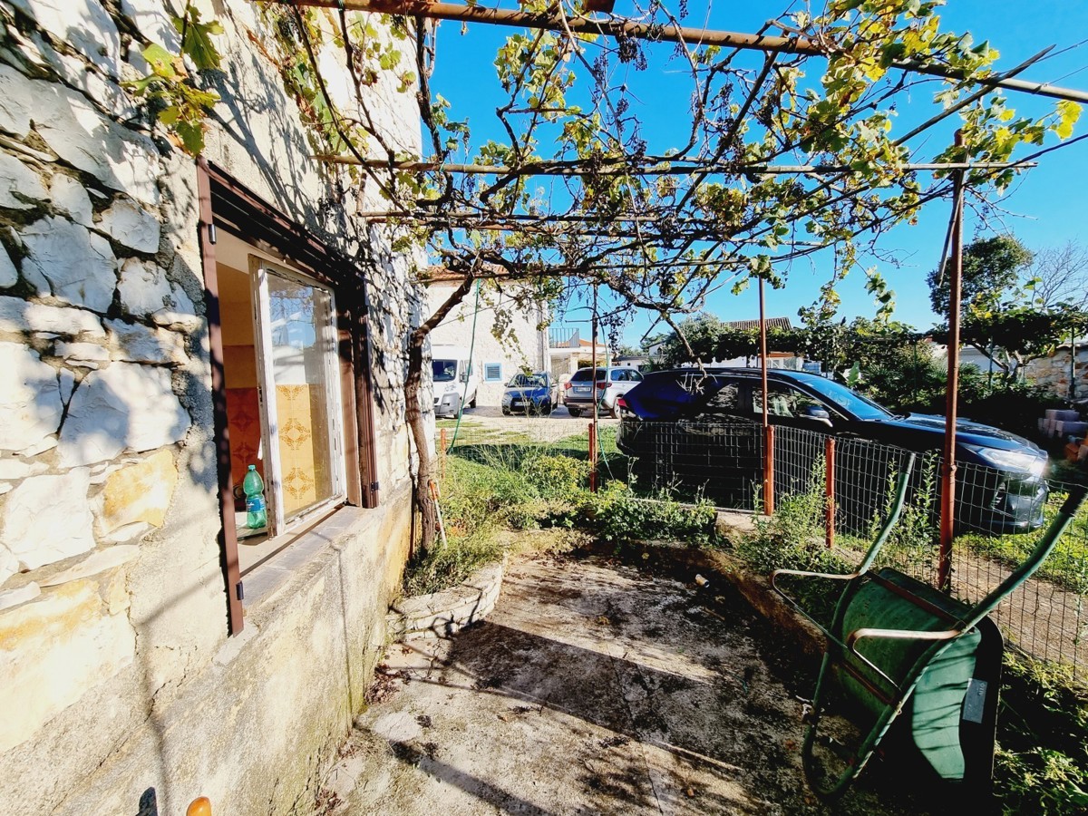 Casa in pietra a 2,5 km dal mare nelle vicinanze di Umago