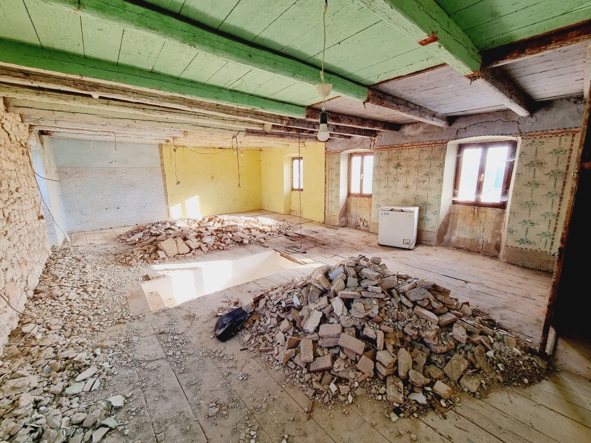 Casa in pietra a 2,5 km dal mare nelle vicinanze di Umago