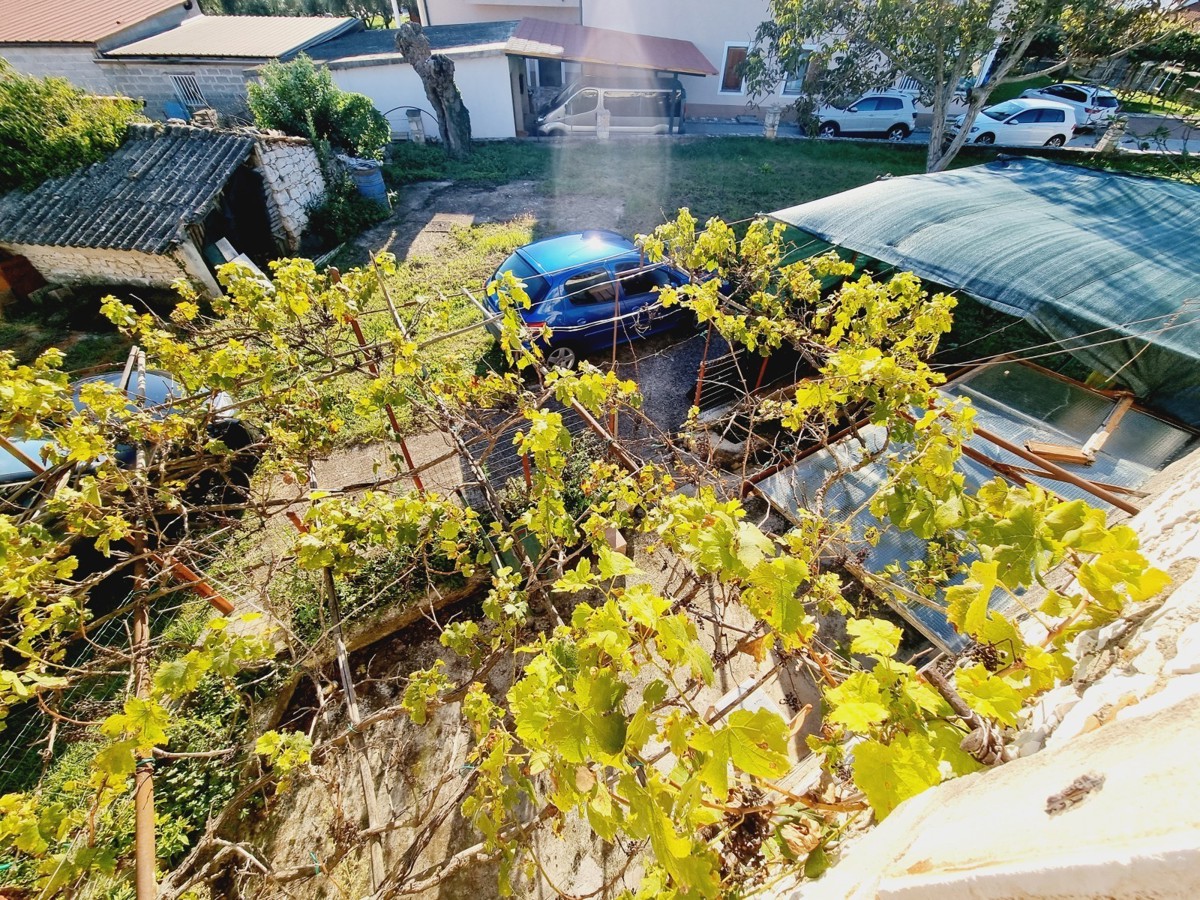 Casa in pietra a 2,5 km dal mare nelle vicinanze di Umago