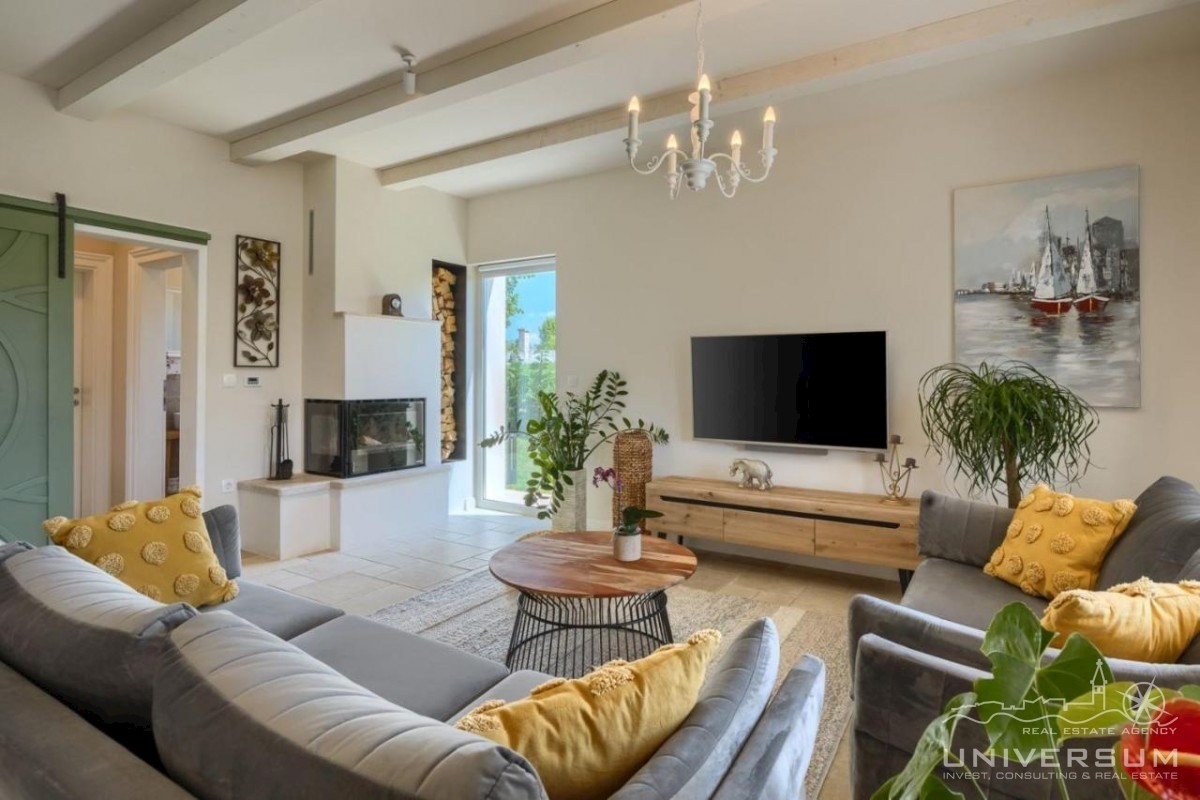 L'incantevole villa si trova nelle vicinanze di Parenzo