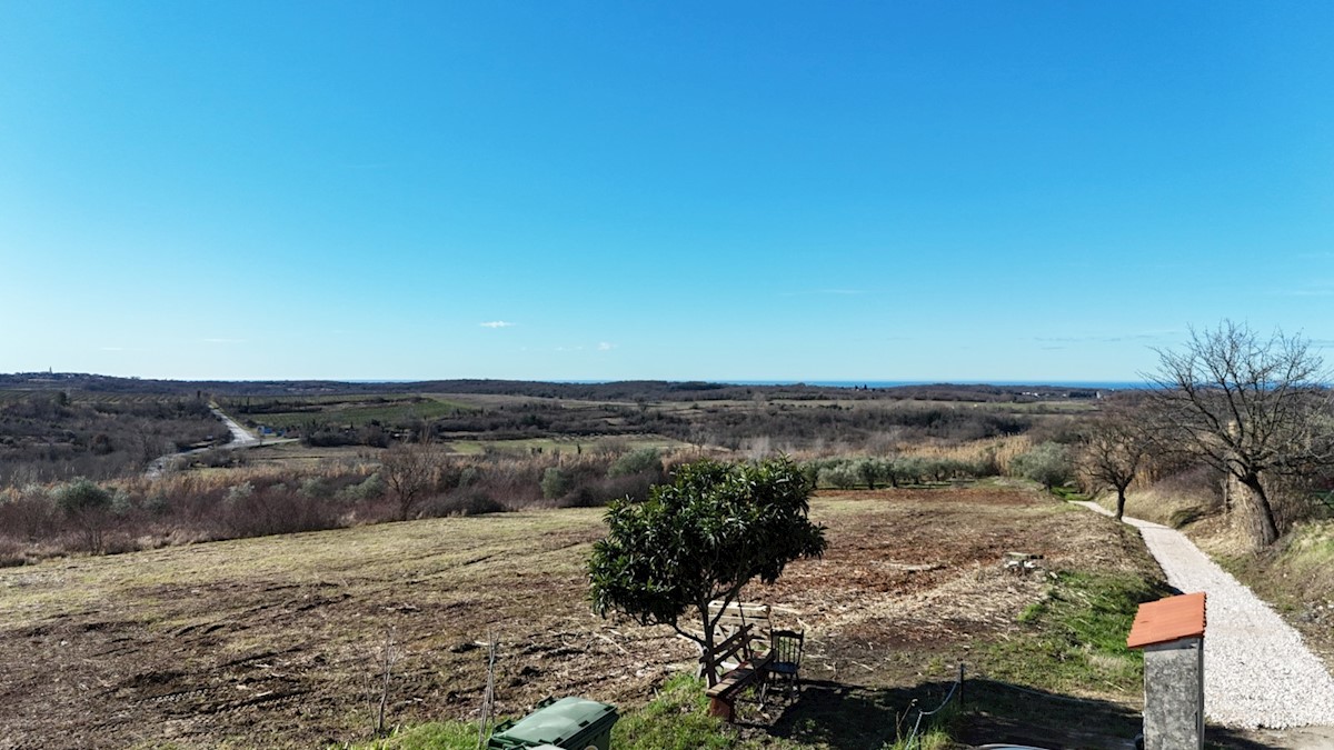 4 terreni edificabili con vista sul mare nelle vicinanze di Buie