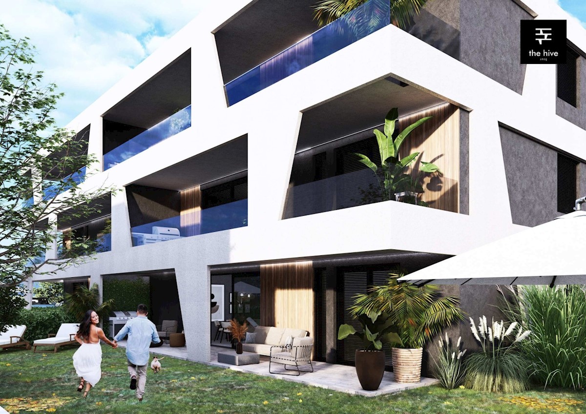 Appartamento al 2° piano con vista sul mare nelle vicinanze di Umago