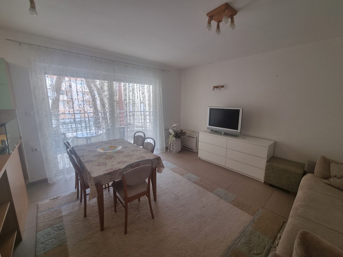 Appartamento al 1° piano, a soli 150 metri dal mare a Umago