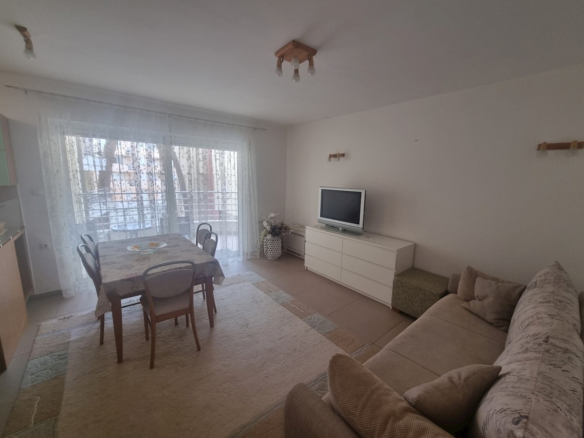 Appartamento al 1° piano, a soli 150 metri dal mare a Umago