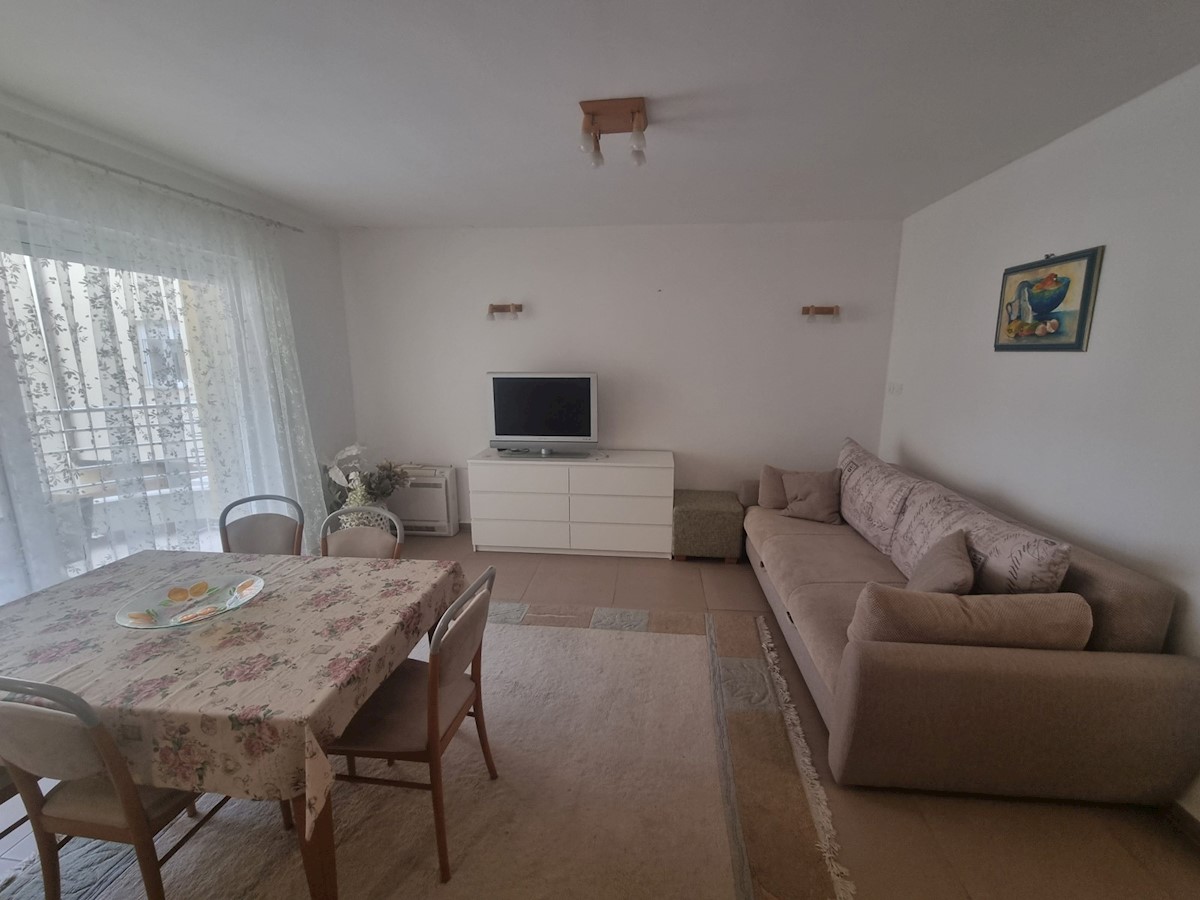 Appartamento al 1° piano, a soli 150 metri dal mare a Umago