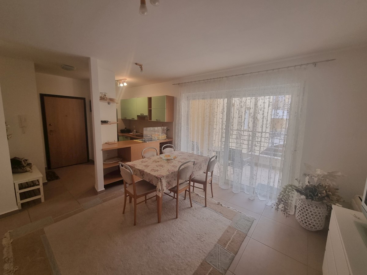 Appartamento al 1° piano, a soli 150 metri dal mare a Umago