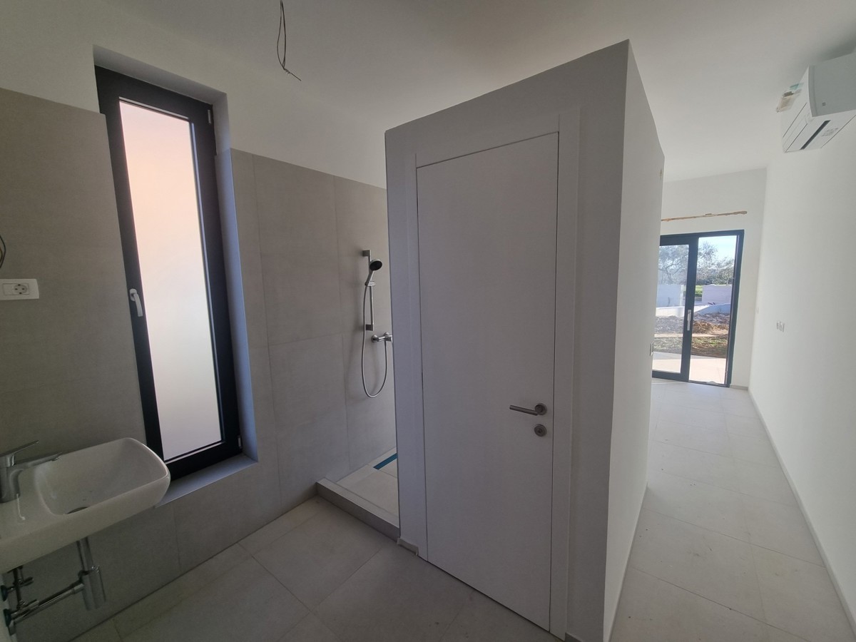 ESCLUSIVO! Villa con piscina e vista mare a Verteneglio