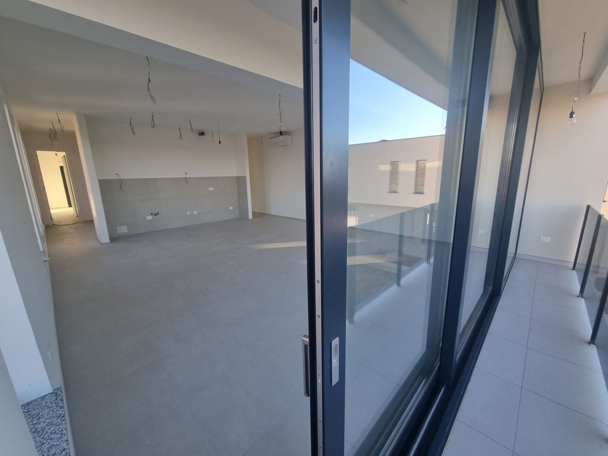 ESCLUSIVO! Villa con piscina e vista mare a Verteneglio