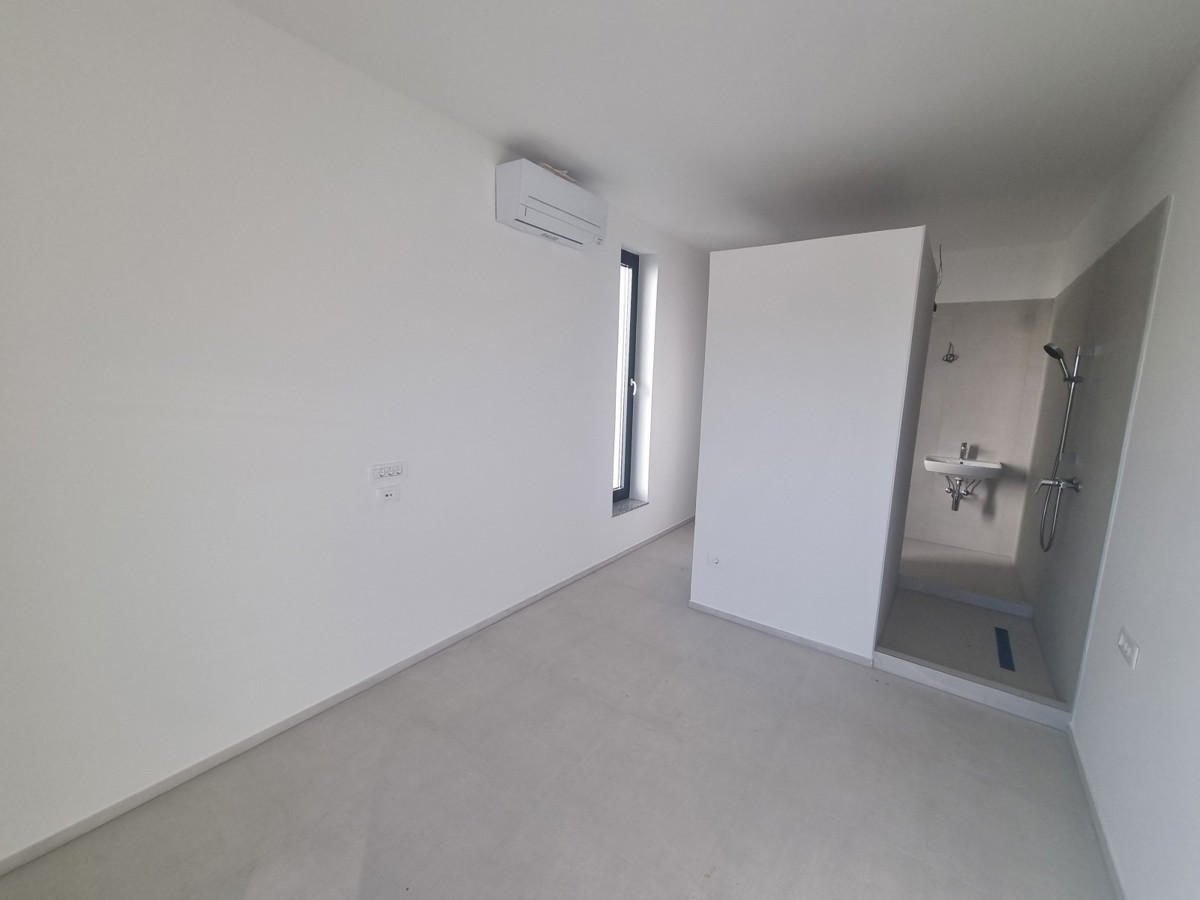 ESCLUSIVO! Villa con piscina e vista mare a Verteneglio
