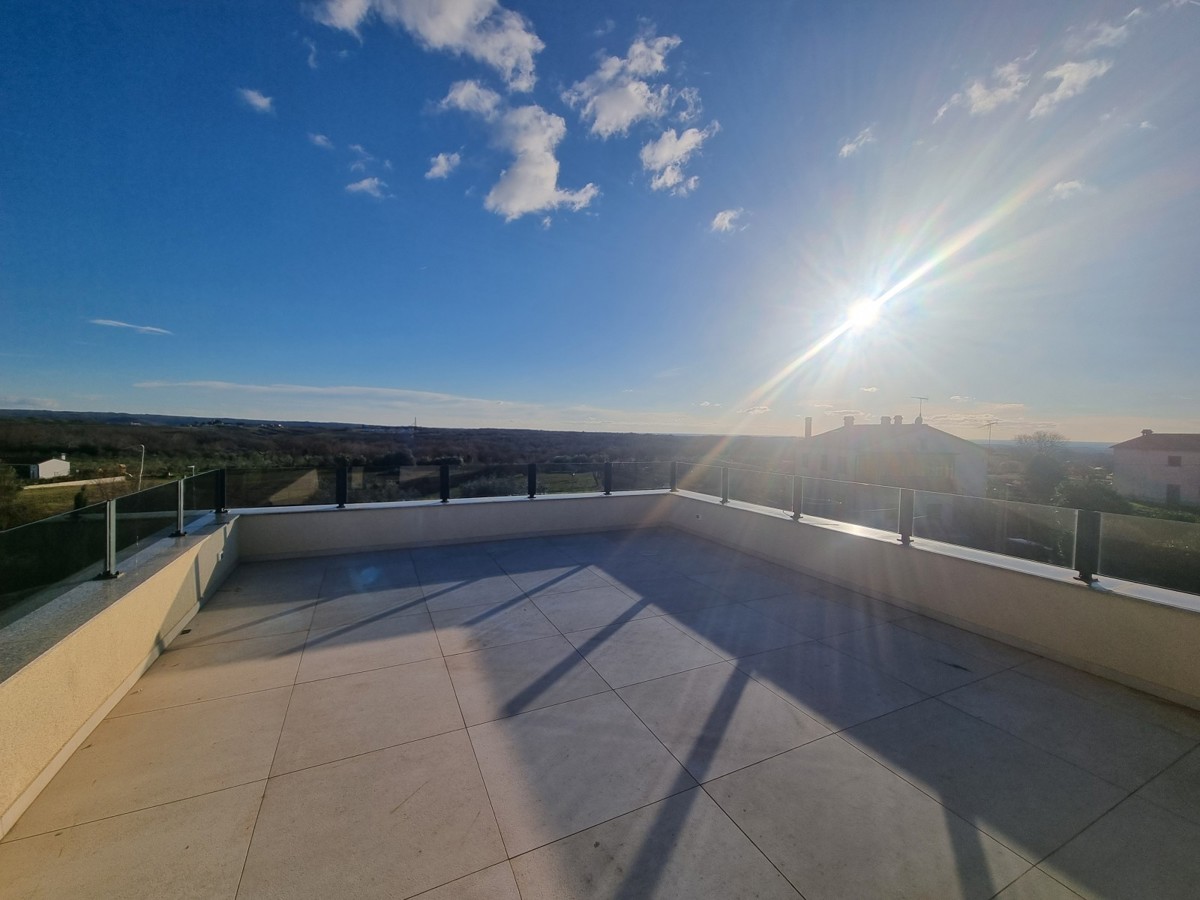 ESCLUSIVO! Villa con piscina e vista mare a Verteneglio